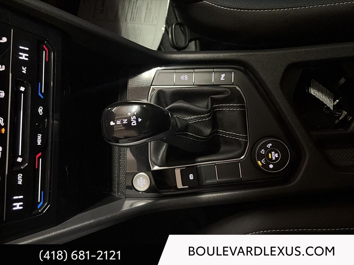 2025 VOLKSWAGEN TAOS HIGHLINE 4MOTION