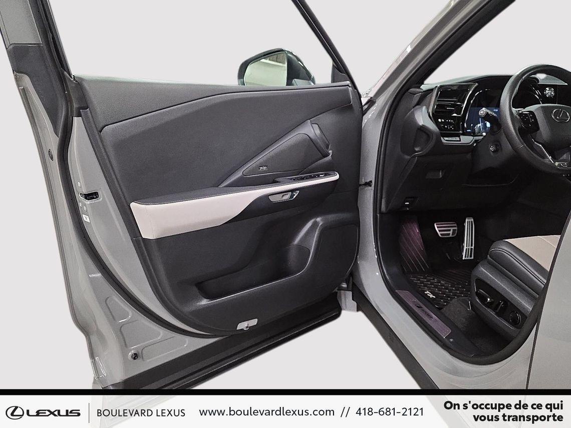 2025 LEXUS TX 500h GROUPE F SPORT PERFORMANCE 3 AWD