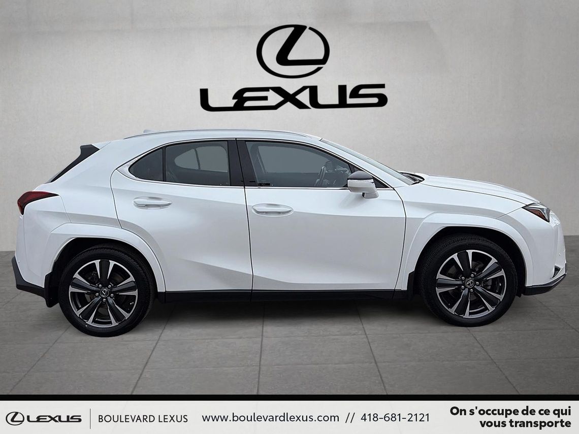 2023 LEXUS UX 250h GROUPE LUXE AWD