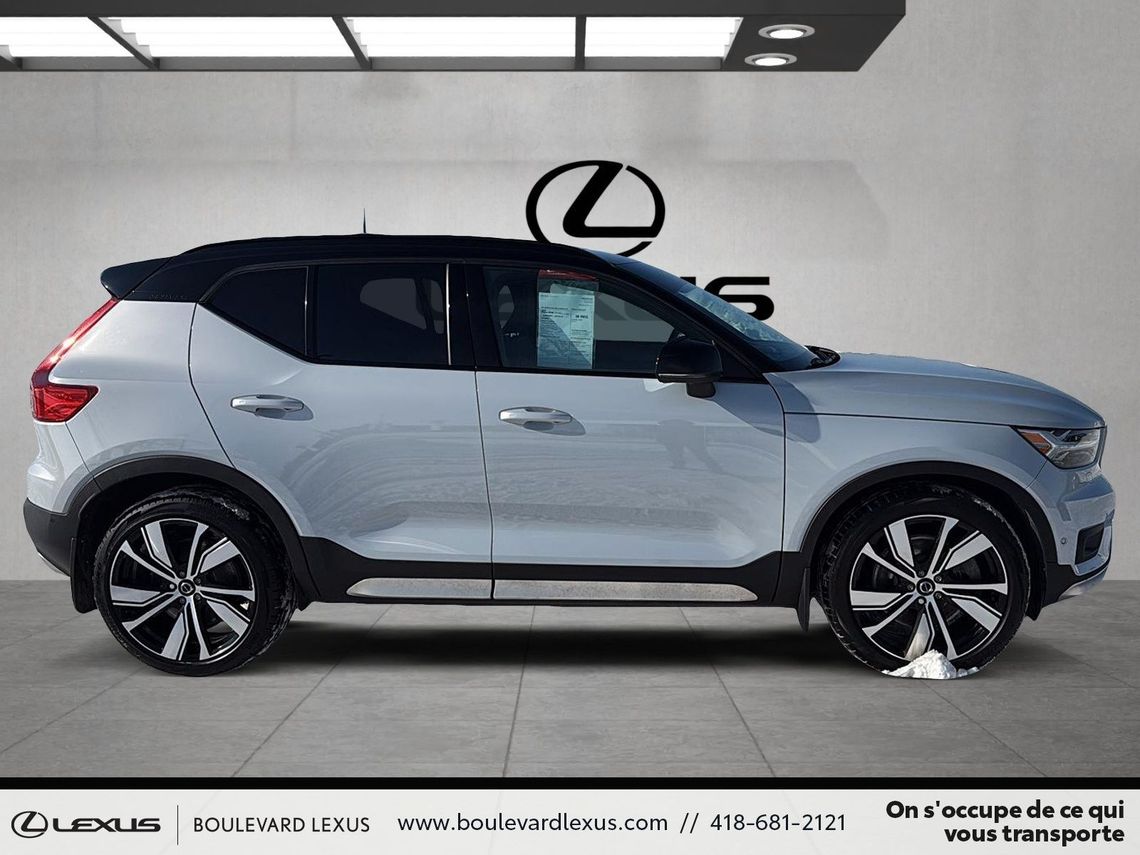 2022 VOLVO XC40 RECHARGE ULTIMATE AWD