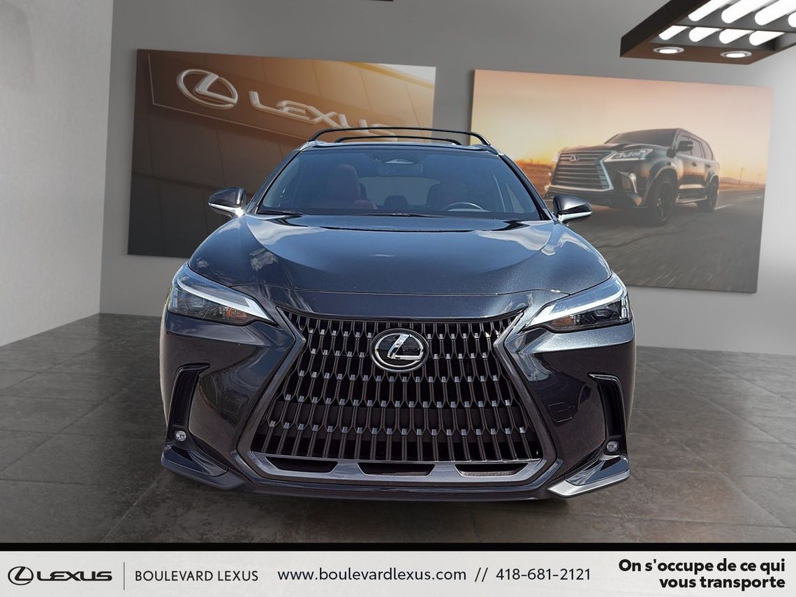 2022 LEXUS NX450H LUXE